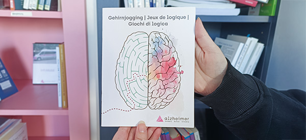 Alzheimer Svizzera ha creato un libretto di puzzle per il brain jogging